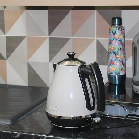 Urban Oasis: North London Apartamento